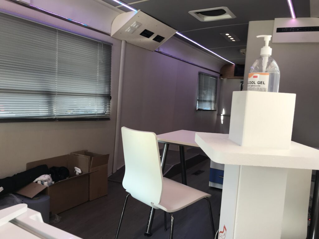 Interni motorhome ad uso ambulatorio medico