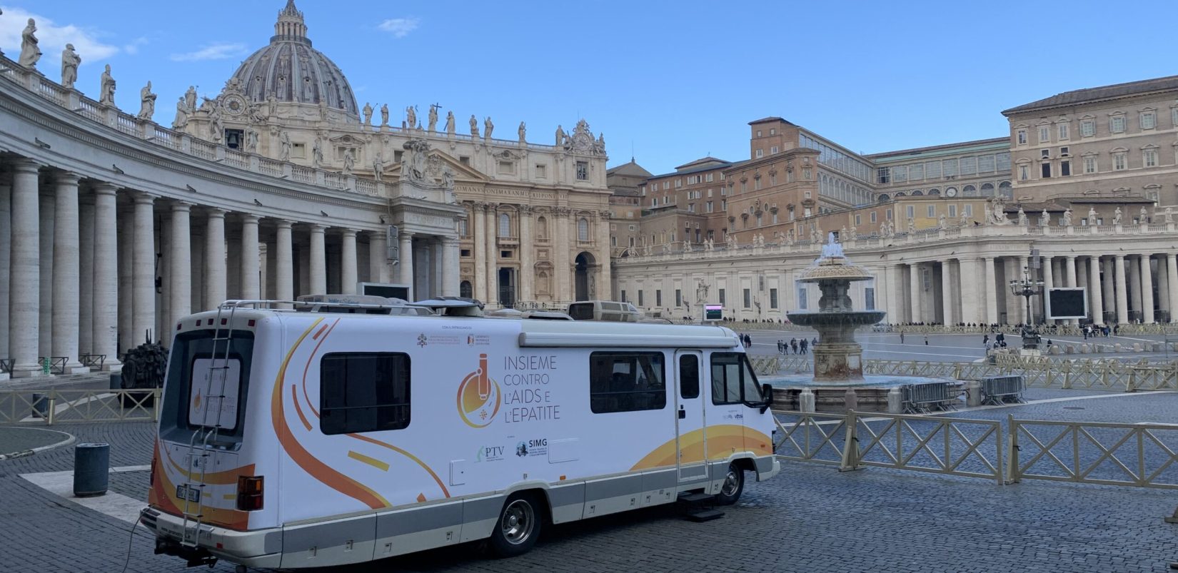 Motorhome allestito per campagna sanitaria